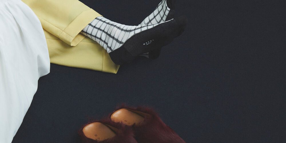 Red long haircalfskin Fussbett sabot