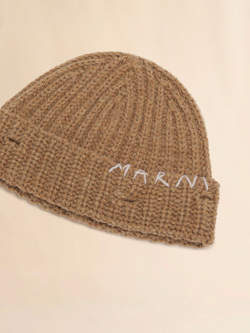 Brown ribbed beanie with hand-stitched logo - Hats