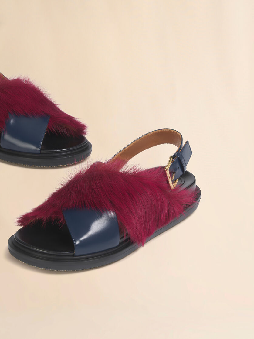 Blue and burgundy leather and long-hair Fussbett, Image 5