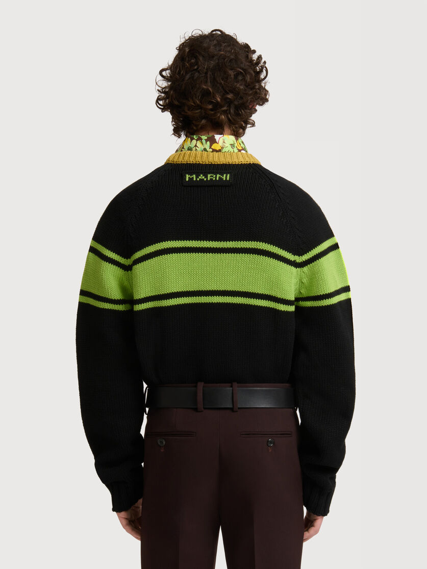 Pull noir en coton avec d&eacute;tails color block, Image 4