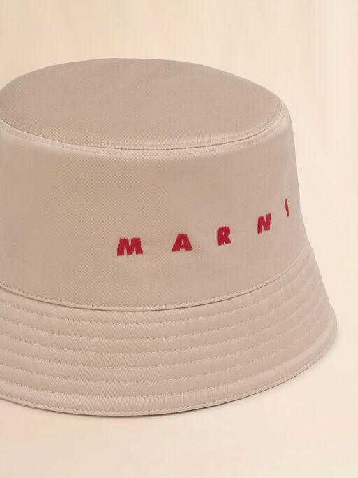 Beige water-repellent gabardine bucket hat with embroidered logo - Hats