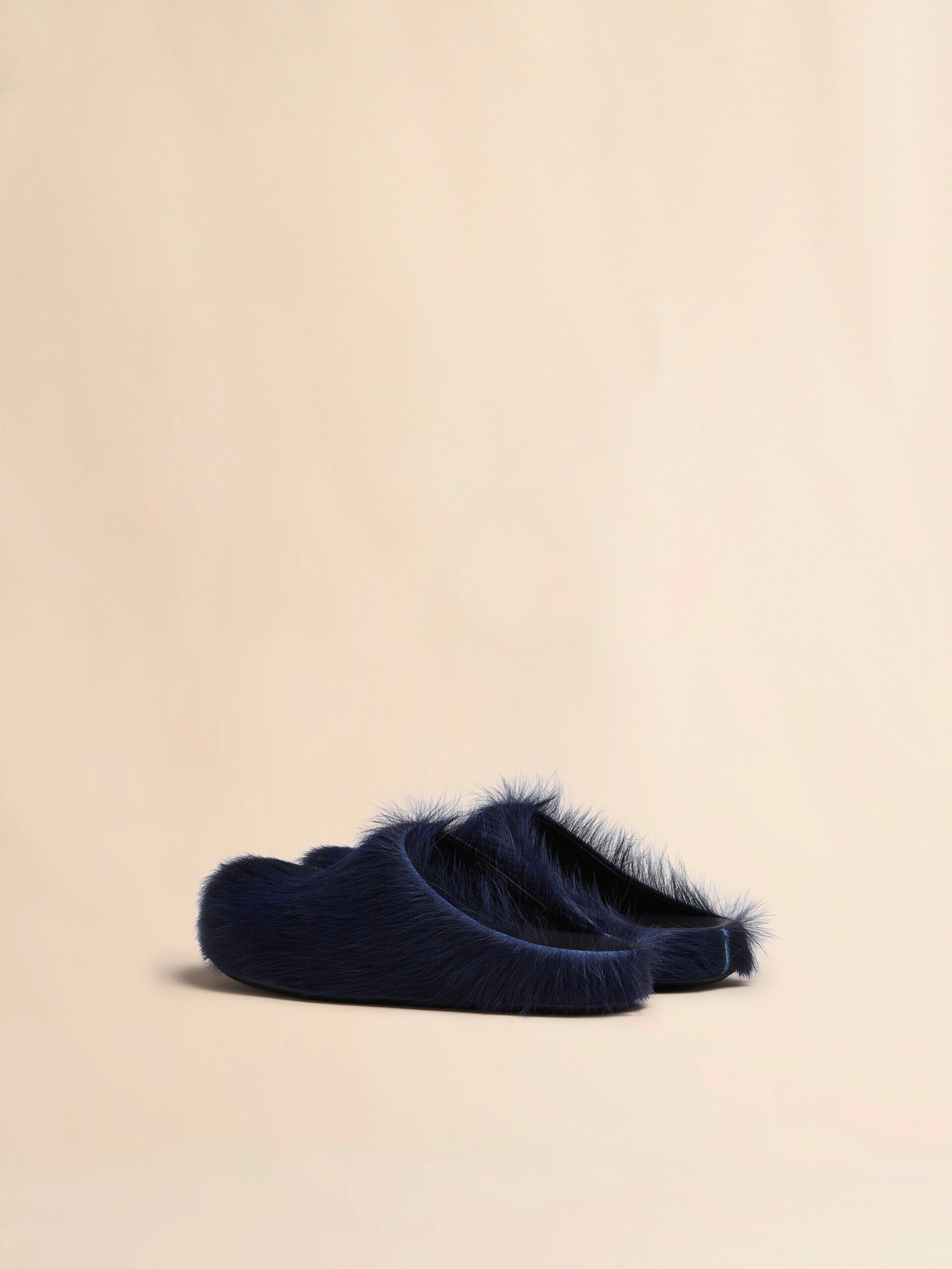 Blue long hair calfskin Fussbett sabot | Marni