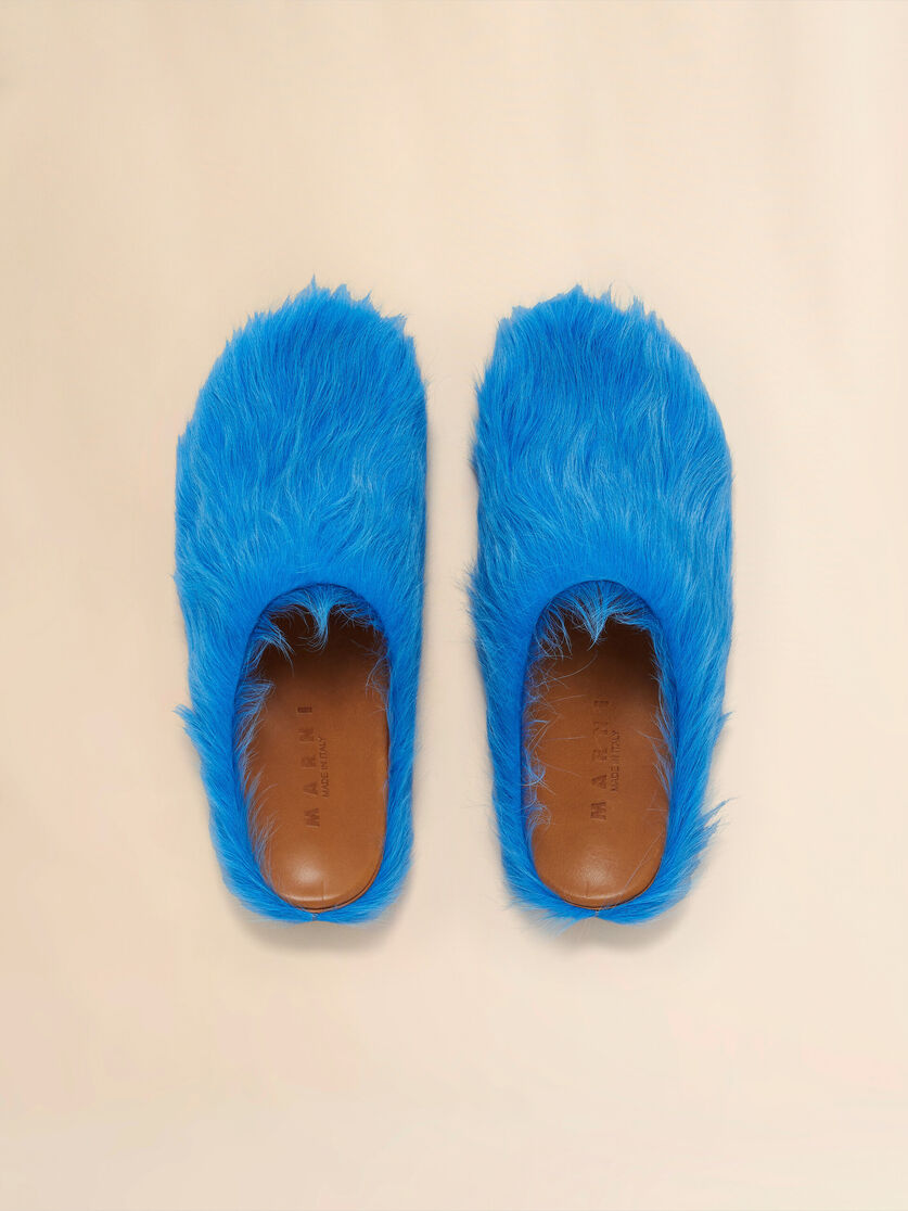 Mocasín sin talón de piel de becerro azul efecto pelo sensación de pies descalzos - Zuecos - Image 4