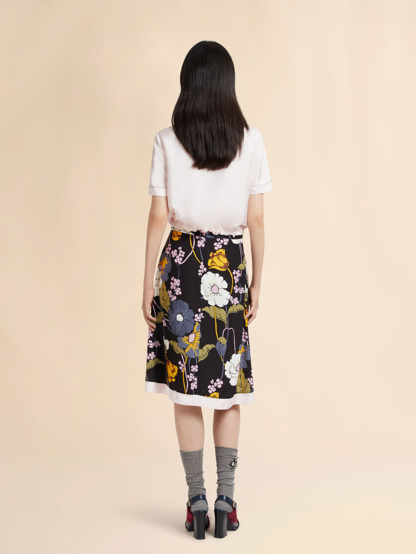 Melodiaプリント ブラック エンヴァースサテンスカート, Image 3
