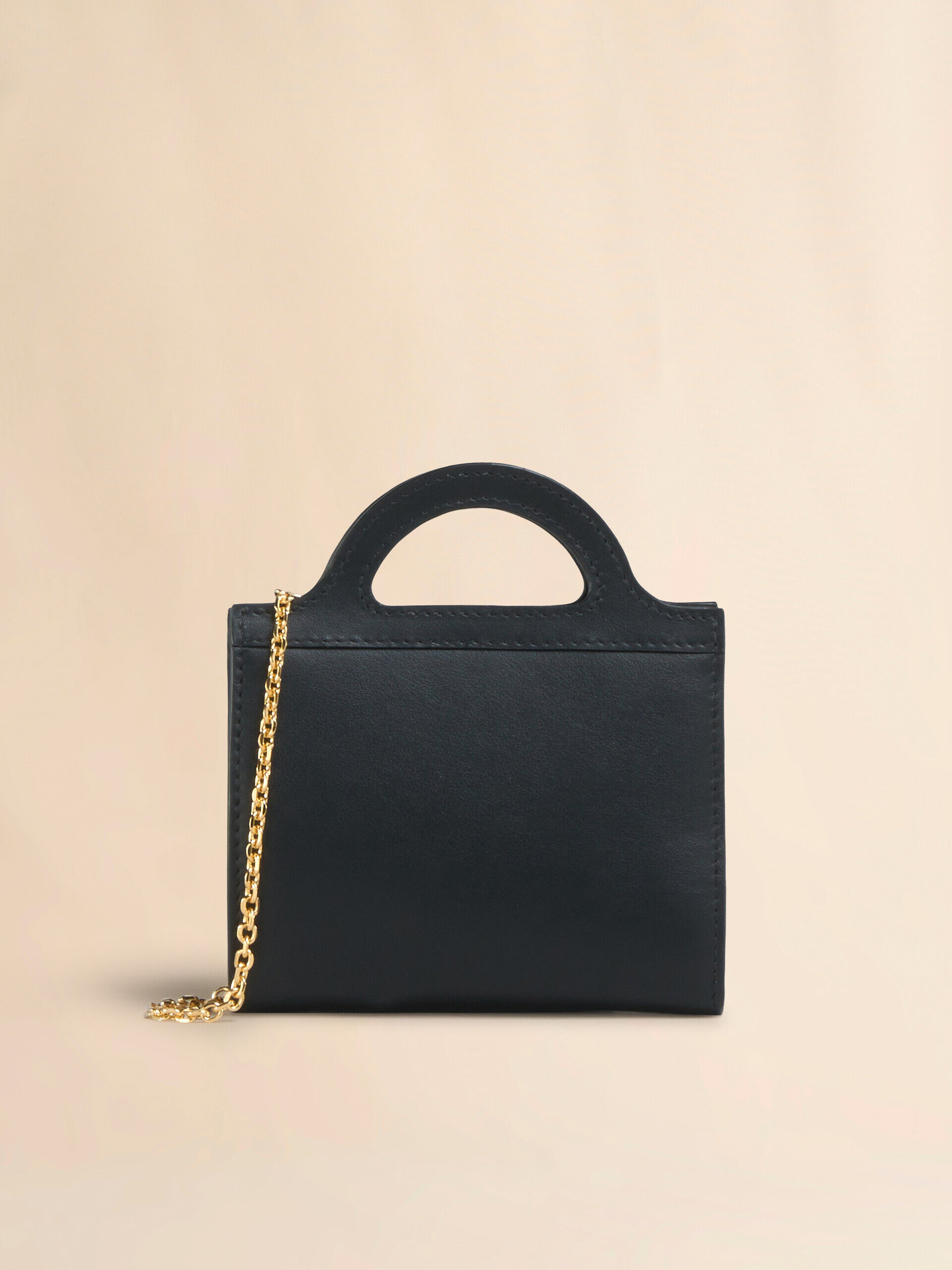 【MARNI】関税送料込 Tropicalia チェーンウォレット 長財布 Black leather Tropicalia wallet with chain strap | Marni