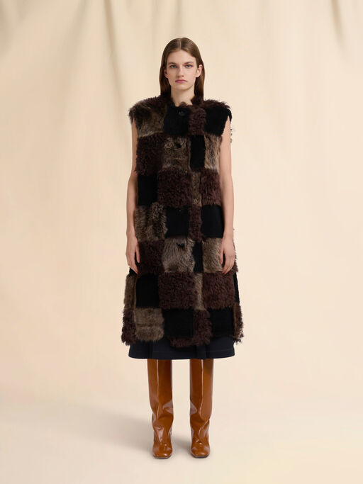 Gilet lungo in shearling intarsiato marrone - Gilet