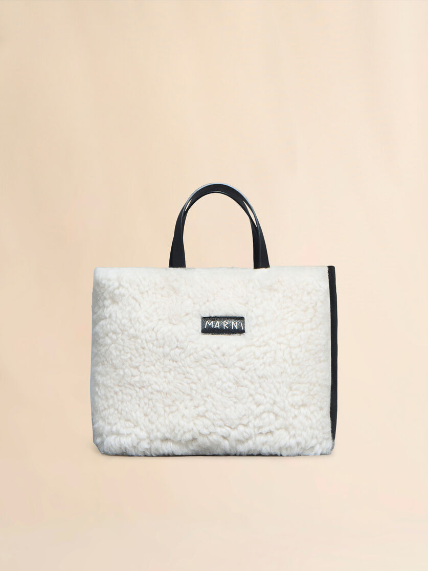 ホワイト  SHEARLING MENDING MUSEO E/W - ショッピングバッグ - Image 1