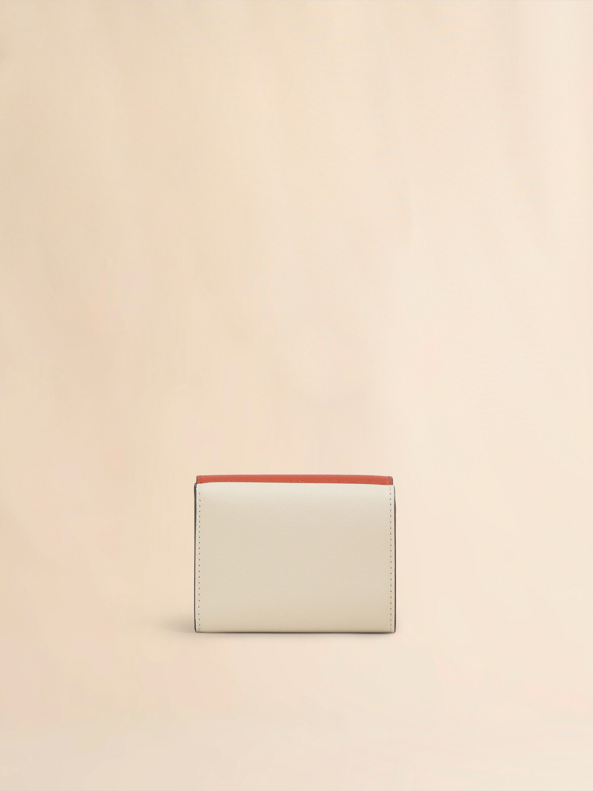 MARNI ベージュ 三つ折り財布 オレンジ ベージュ ブルー サフィアーノレザー製 三つ折り