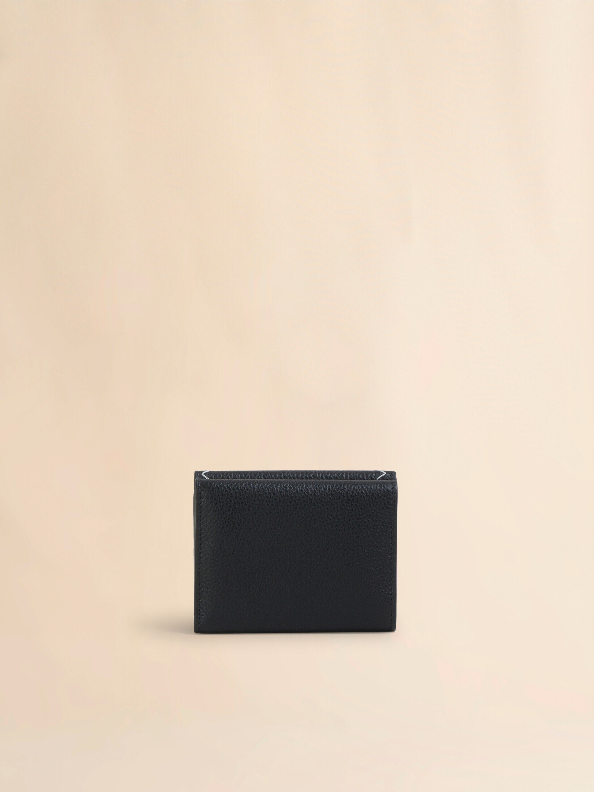 ブラック レザー製 三つ折りウォレット、マルニメンディング | Marni