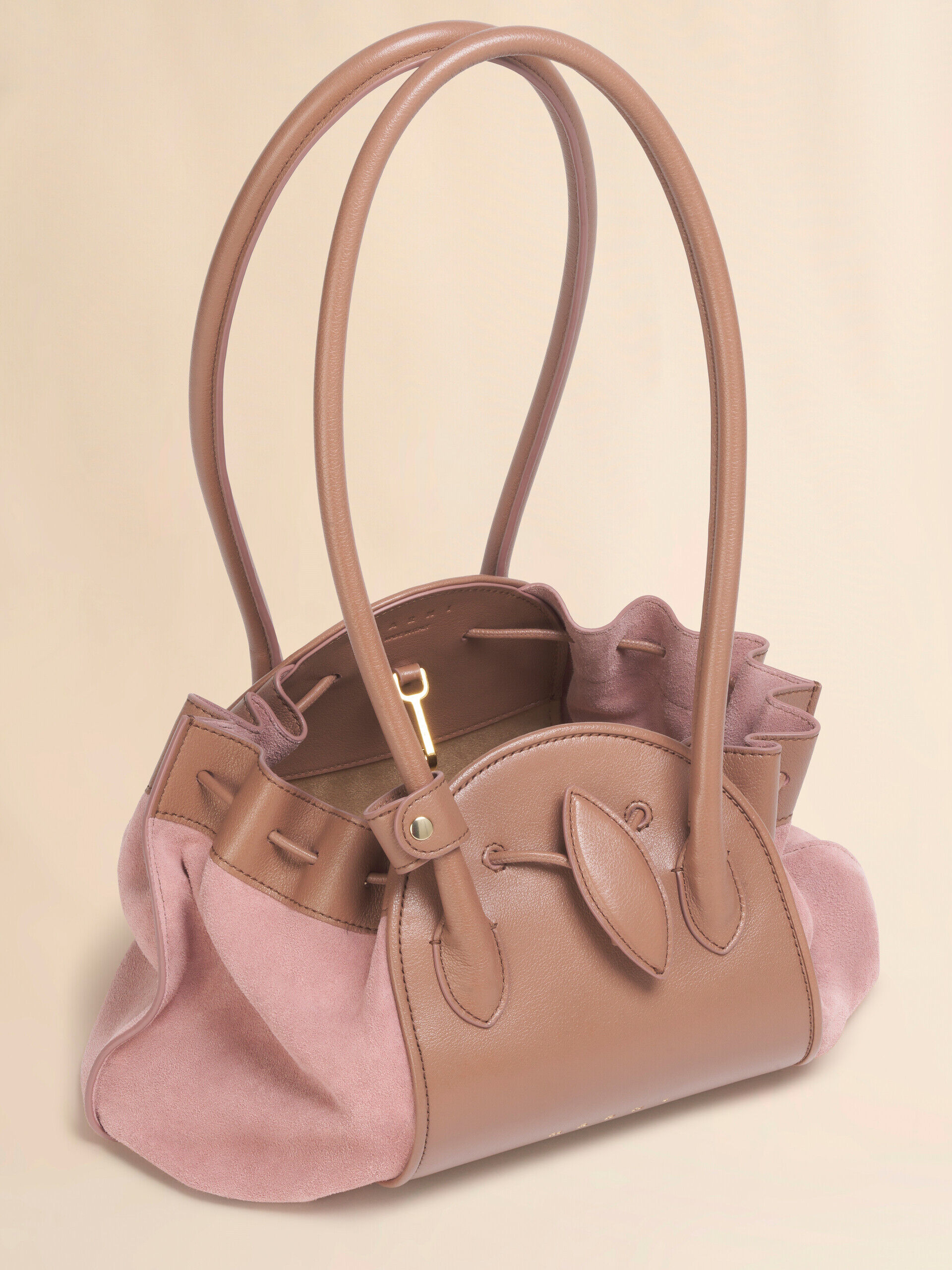 新品同様 マルニ トリプルフラップ ウォレット ショルダーバッグ レディース ピンク 茶 MARNI ディープグリーン ピンク マスタード サフィアーノレザー製三つ折り