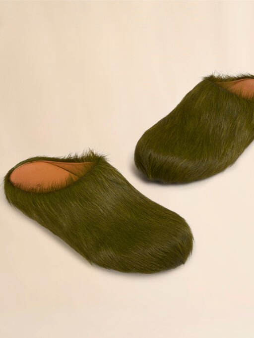 Deep green long hair calfskin Fussbett sabot - Clogs