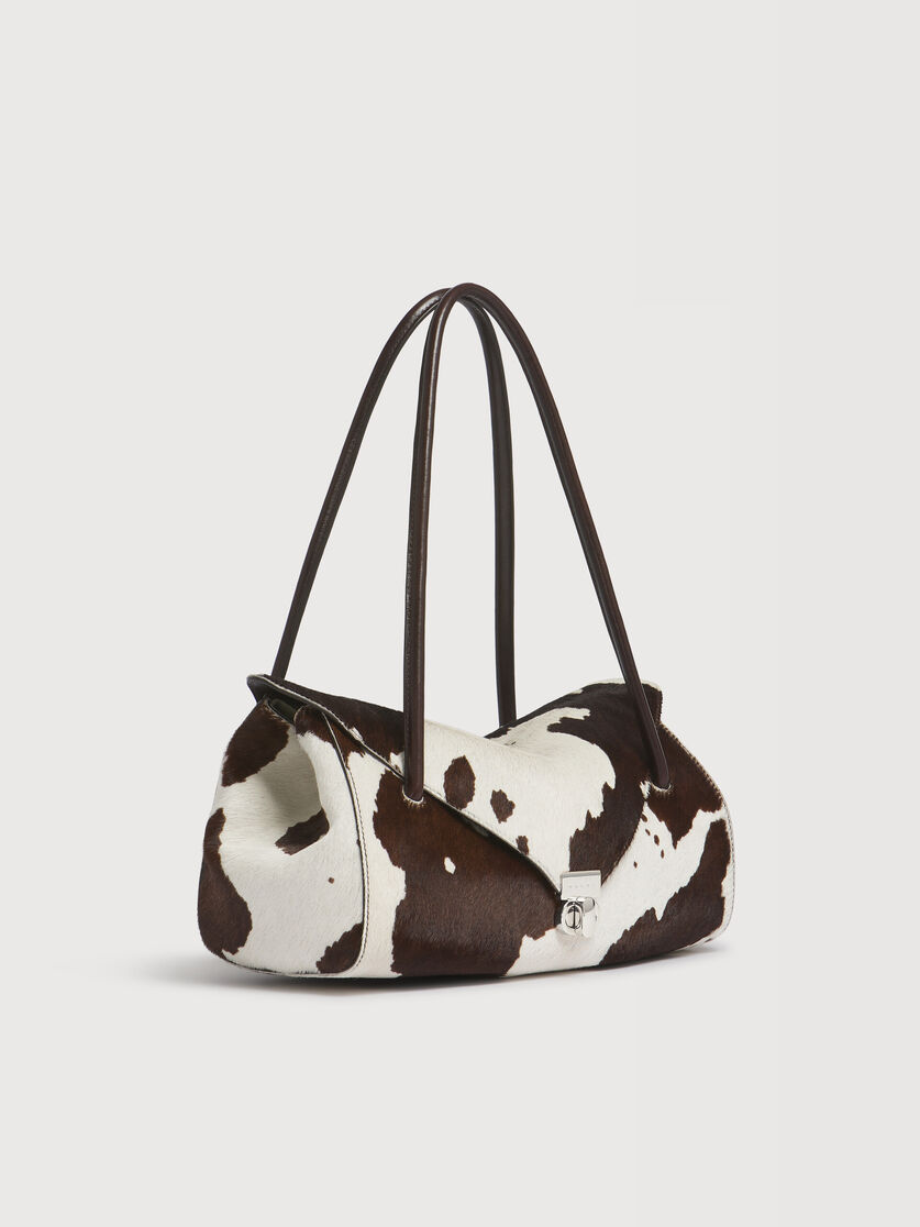 White and brown cow-print ponyhair E/W shoulder bag, Image 4