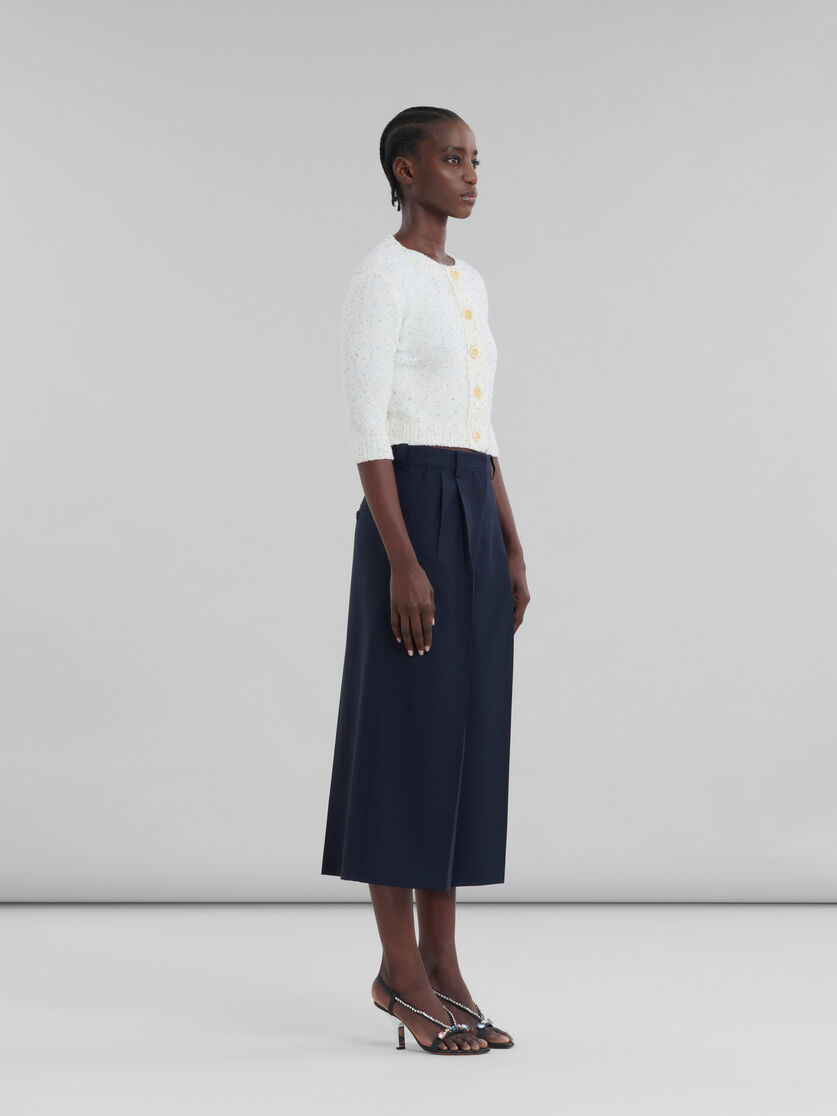 Kurz geschnittene Hose aus dunkelblauer Tropenwolle - Hosen - Image 5