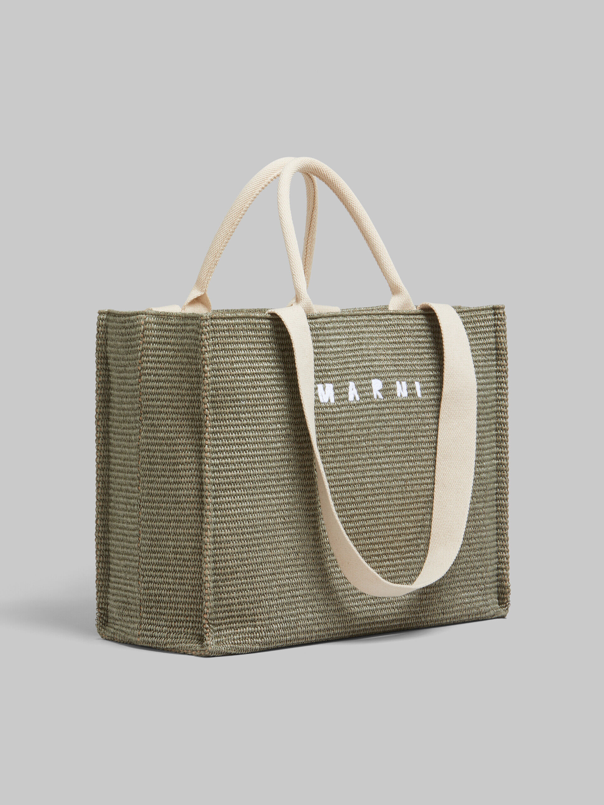 グリーン ラフィアエフェクトラージトートバッグ | Marni