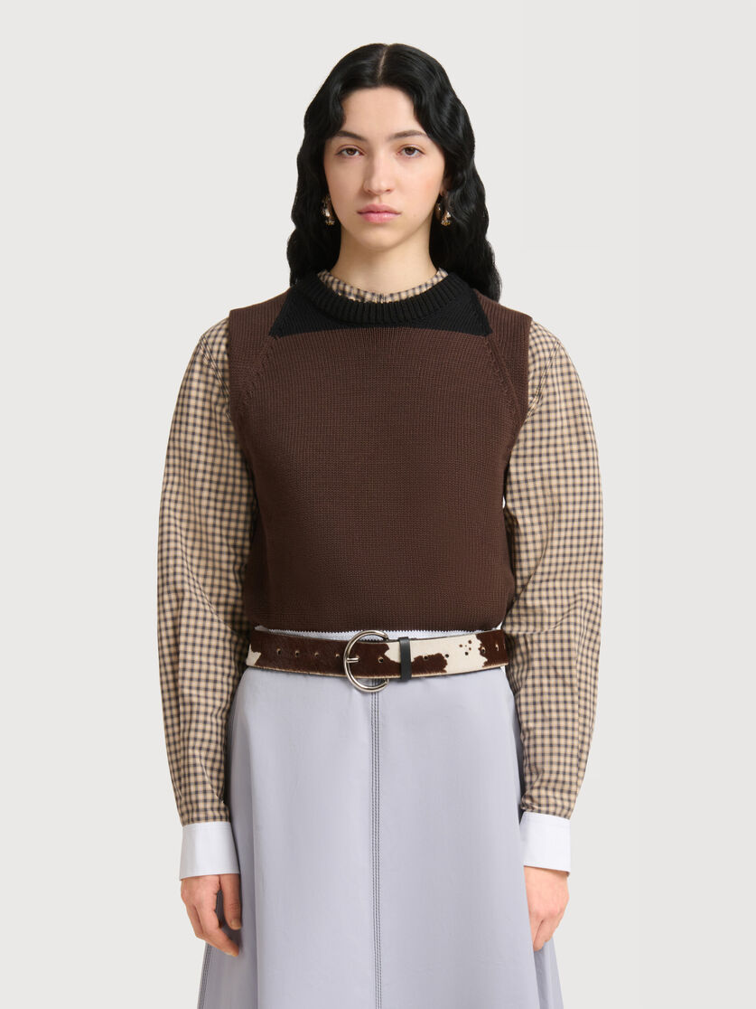 Brown cotton vest with contrast neck, Image 2