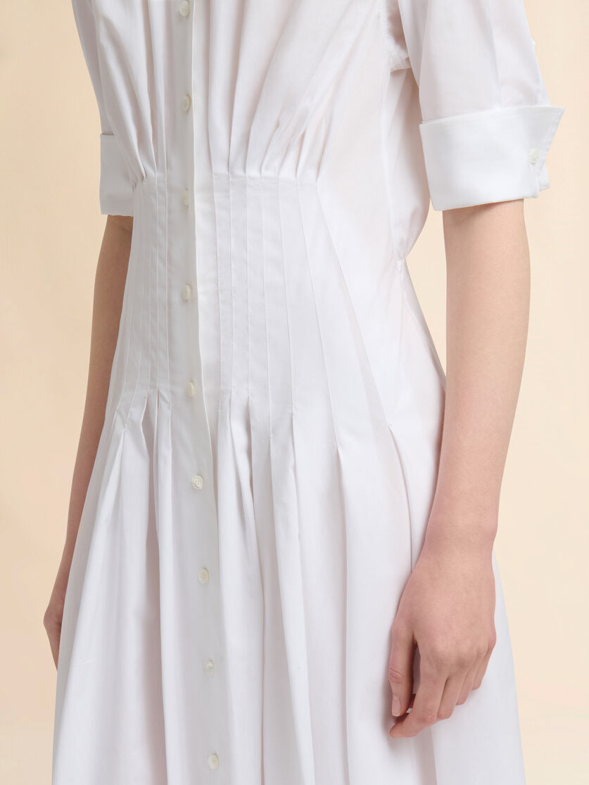 White poplin shirt dress with gathering, Image 4