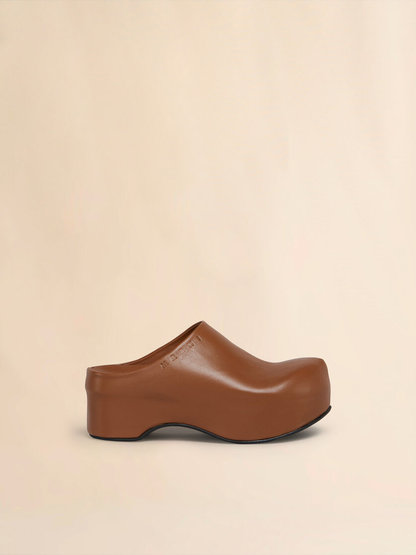 ブラウン レザー製チャンキークロッグサボ | Marni