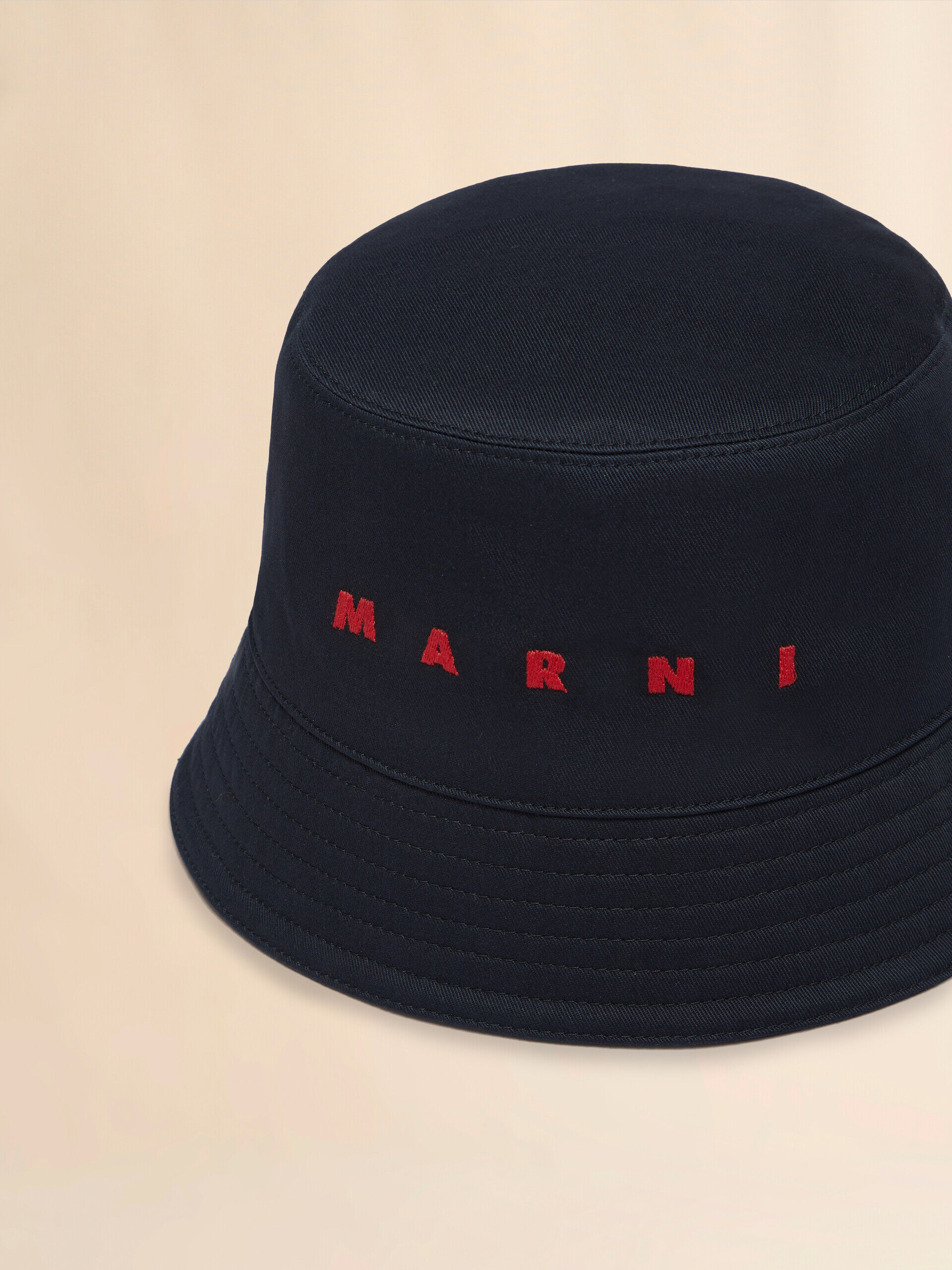 Black organic gabardine bucket hat with embroidered logo | Marni