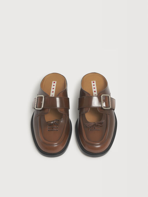Brown leather Bambi buckle sabot - Sandals