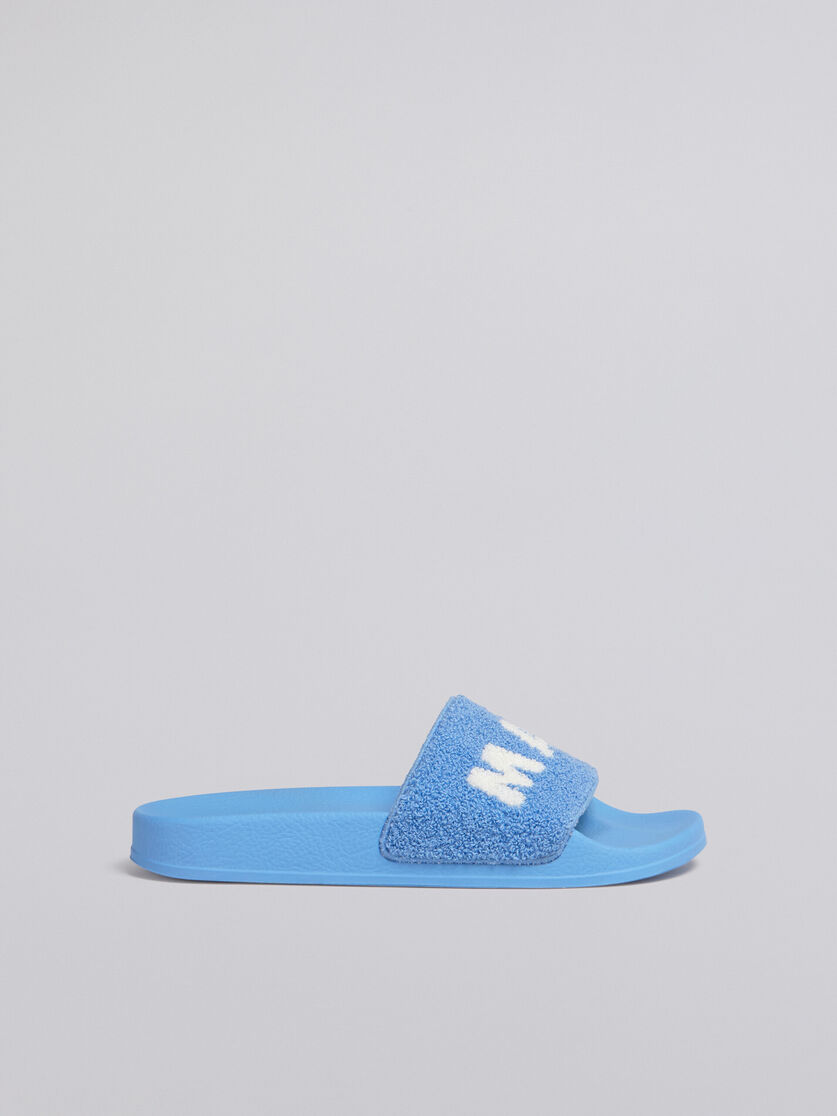 Gummisandale mit Schaft aus blauem und weißem Frotteeband - Sandalen - Image 1