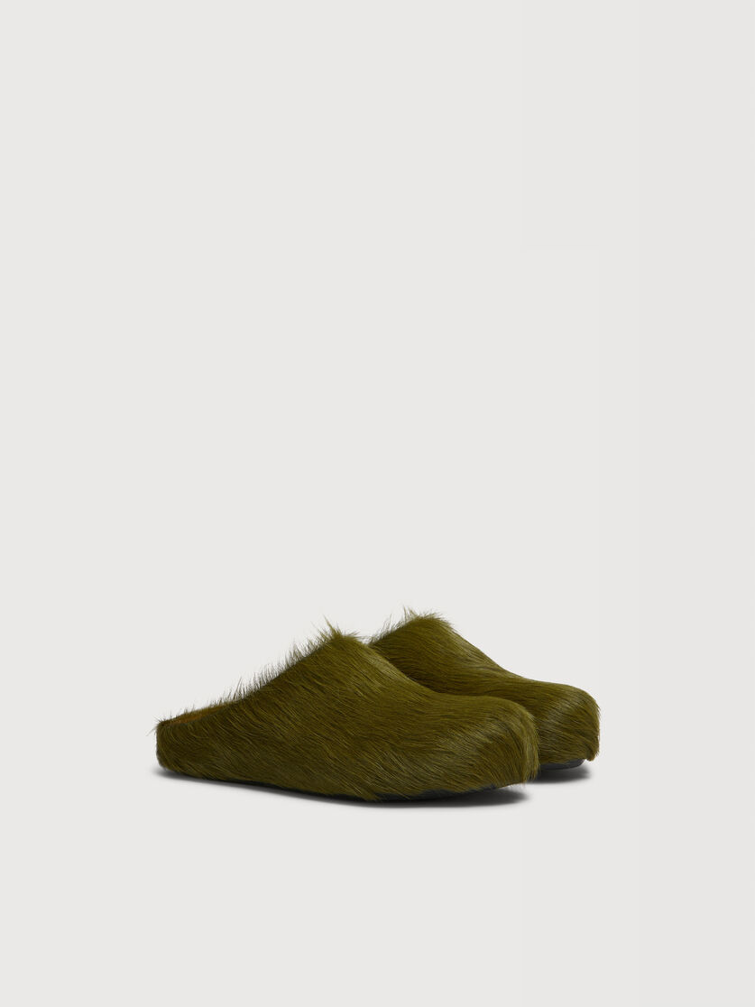 Deep green long hair calfskin Fussbett sabot, Image 2