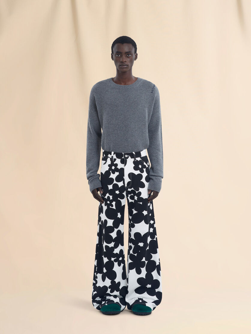 Cotton cargo pants with black and white Dillies print - Pants - Image 2