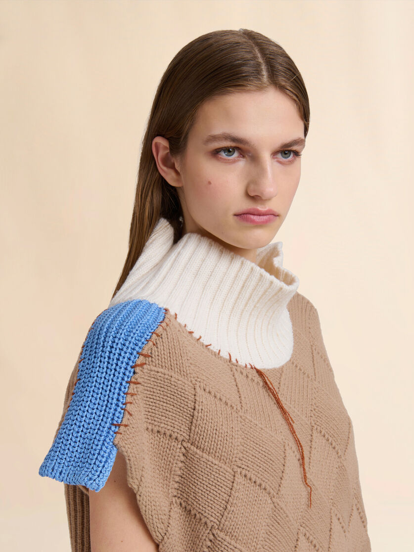 Pull patchwork en laine marron - pulls - Image 4