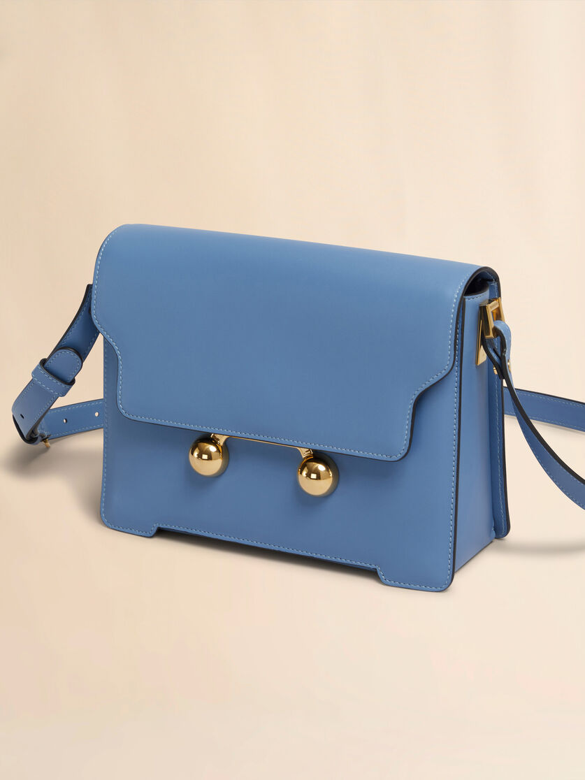 Blue leather Trunkaroo medium shoulder bag - Shoulder Bags - Image 4