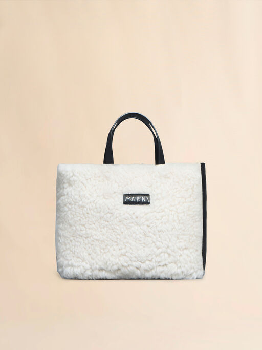 ホワイト  SHEARLING MENDING MUSEO E/W - ショッピングバッグ