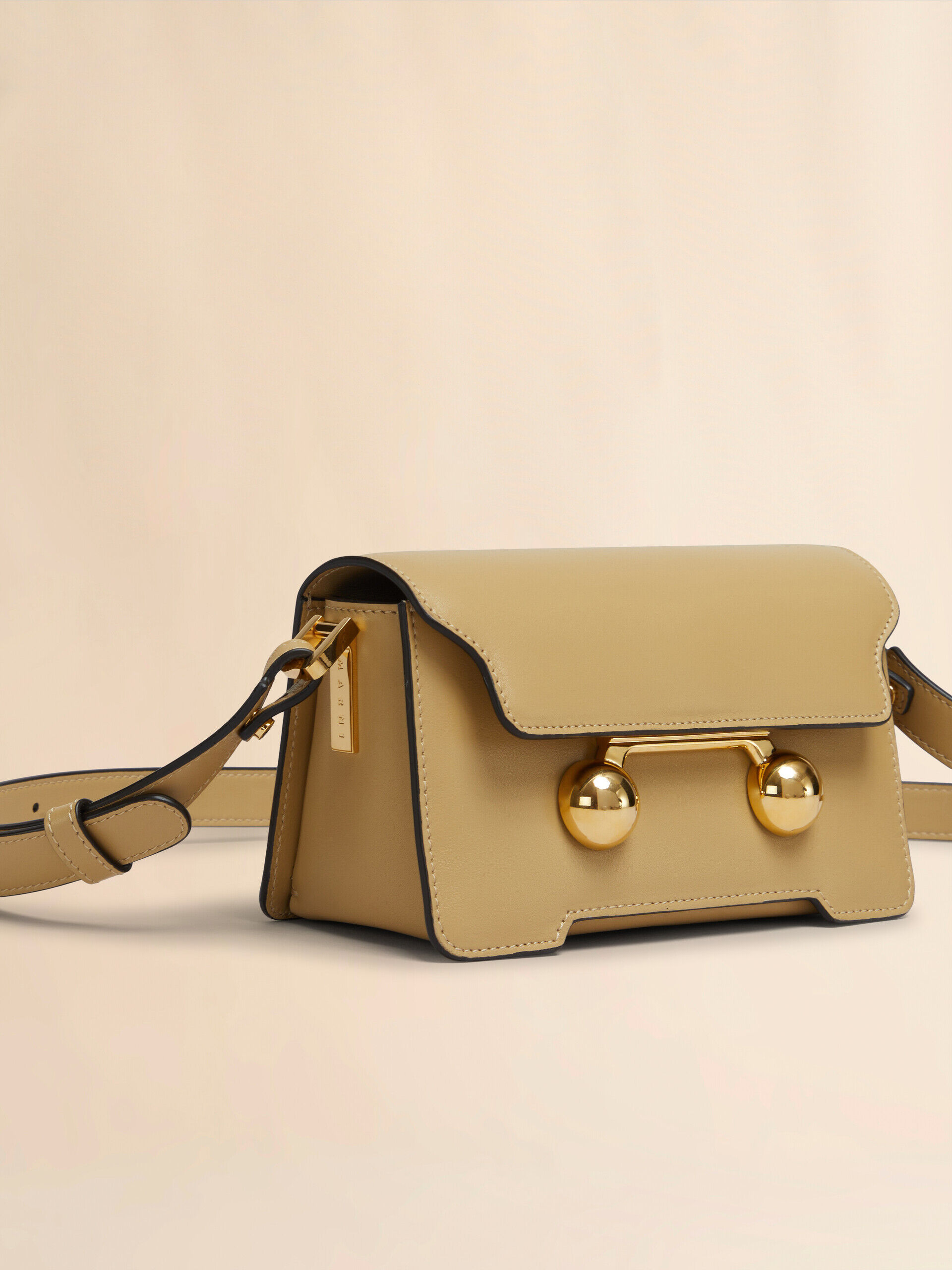 【MARNI】 ミニトランカルー ショルダーバッグ ベージュ マルニ MARNI トランクTrunk ショルダーバッグミニバッグミニトランク