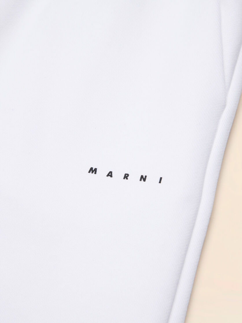 Pantaloni in felpa bianca con piccola stampa Marni, Image 4