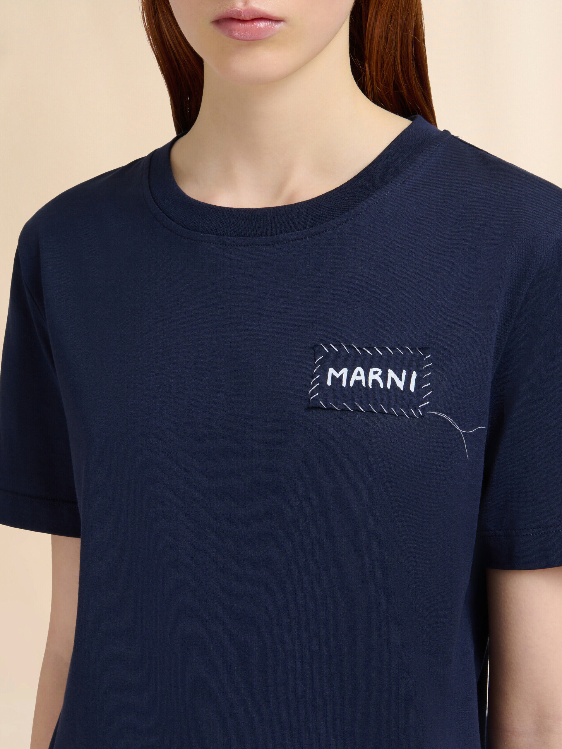 MarniTシャツ T-SHIRT WITH MARNI APPLICATIONS Deep blue organic cotton T-shirt with Marni appliqué | Marni