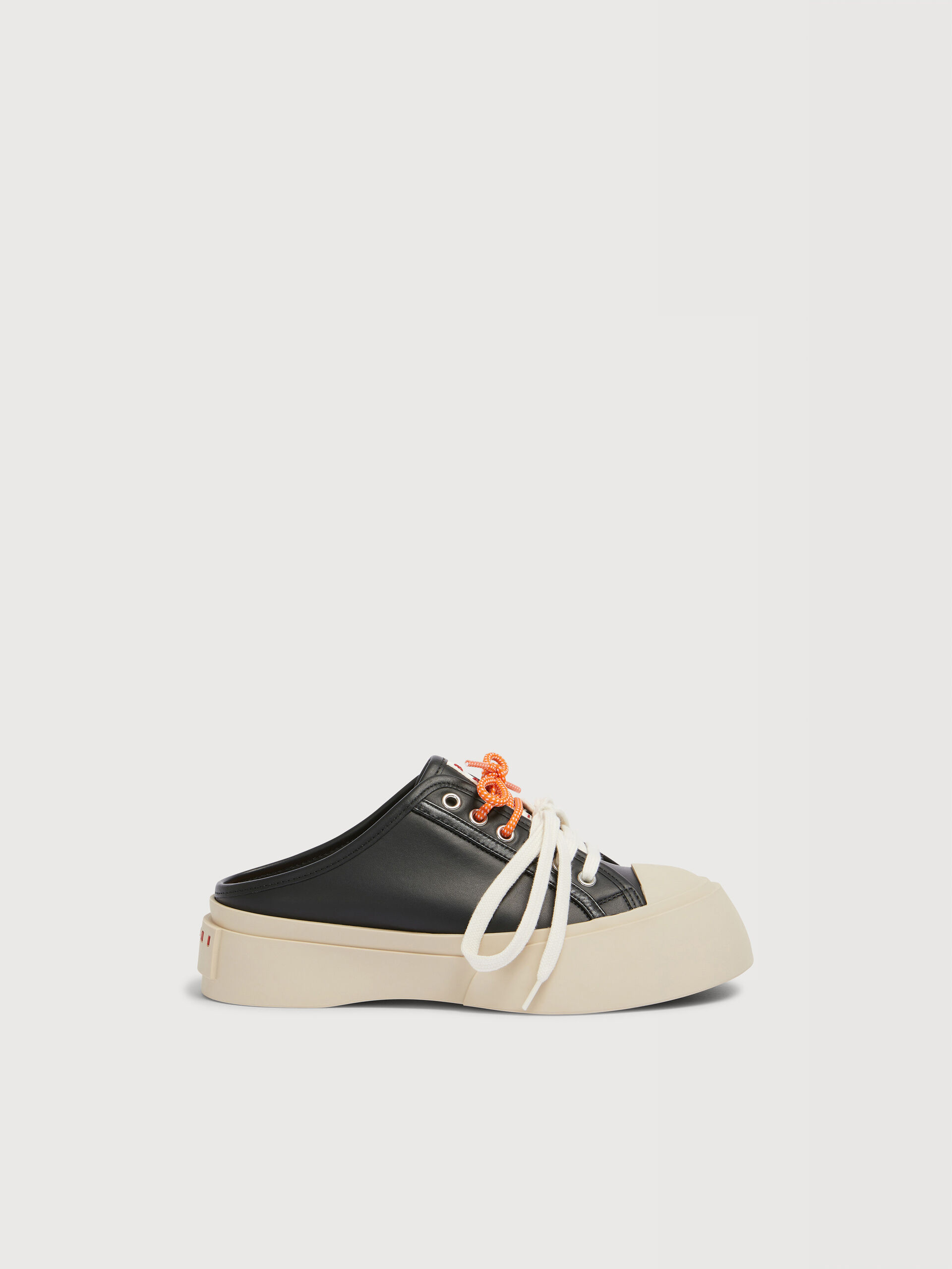 ブラック レザー製 Pablo レースアップサボ | Marni