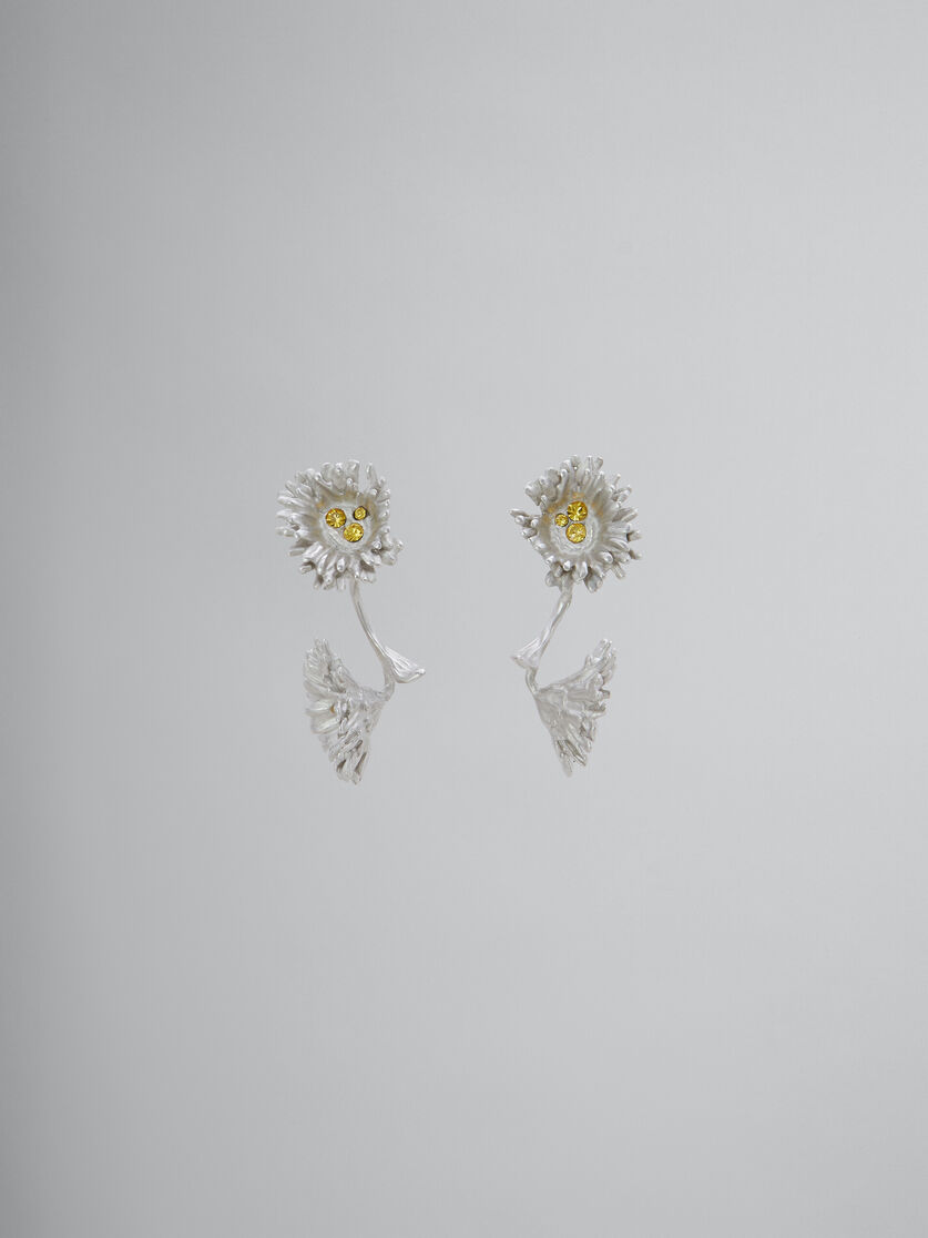 Metal daisy earrings with crystals - Earrings - Image 1