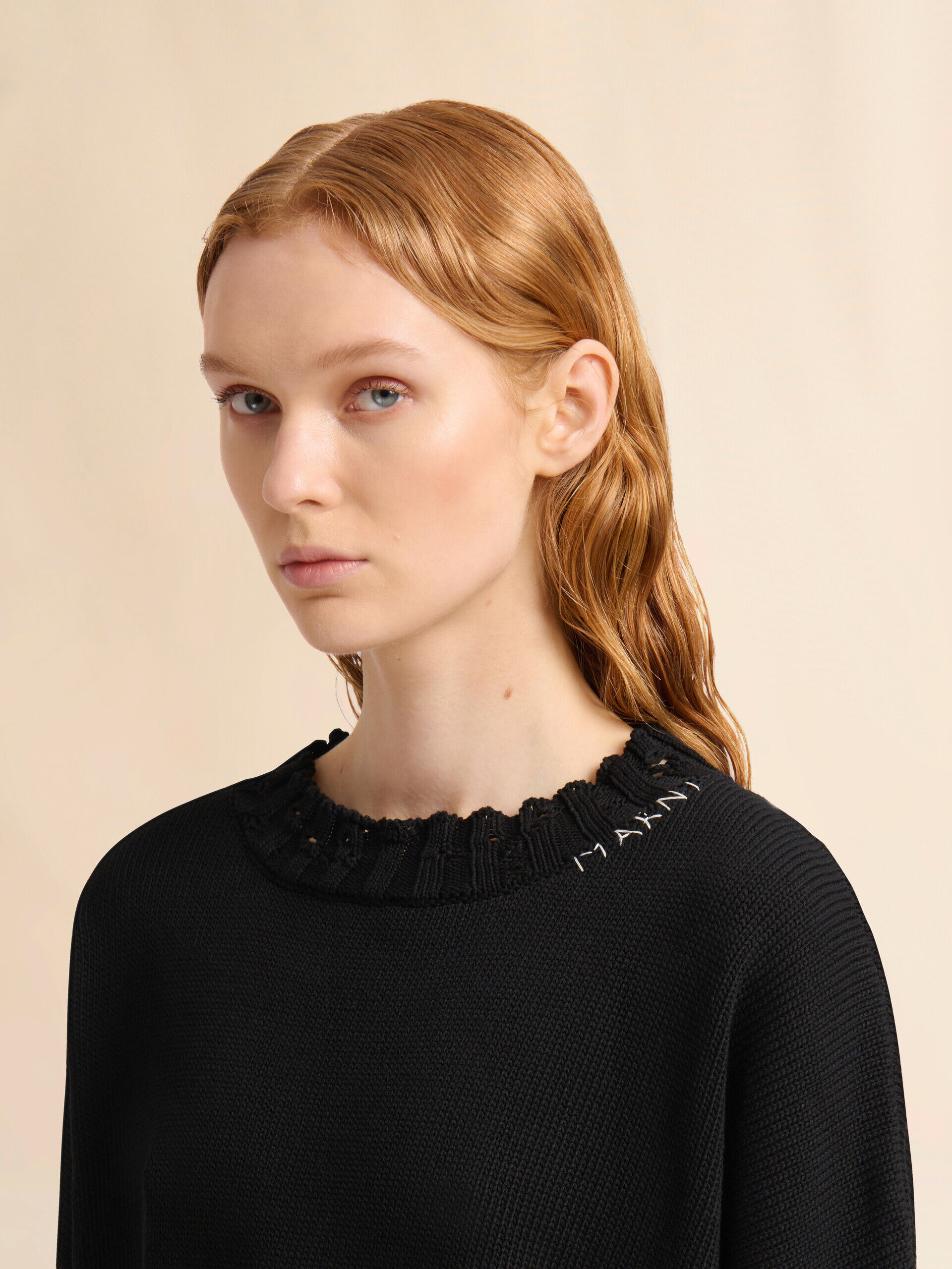 MARNI◆ニット・セーター/40/NVY/GCMD0276A1/ROUNDNECK SWEATER/ダメージ加工 MARNI マルニ セーター GCMD0276A1 UFC652 レディース クルー