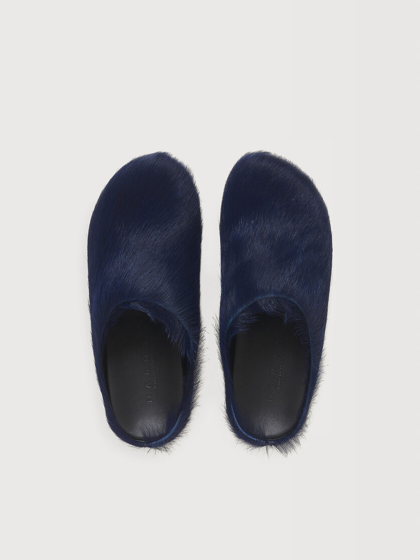 Deep blue long hair calfskin Fussbett sabot, Image 4