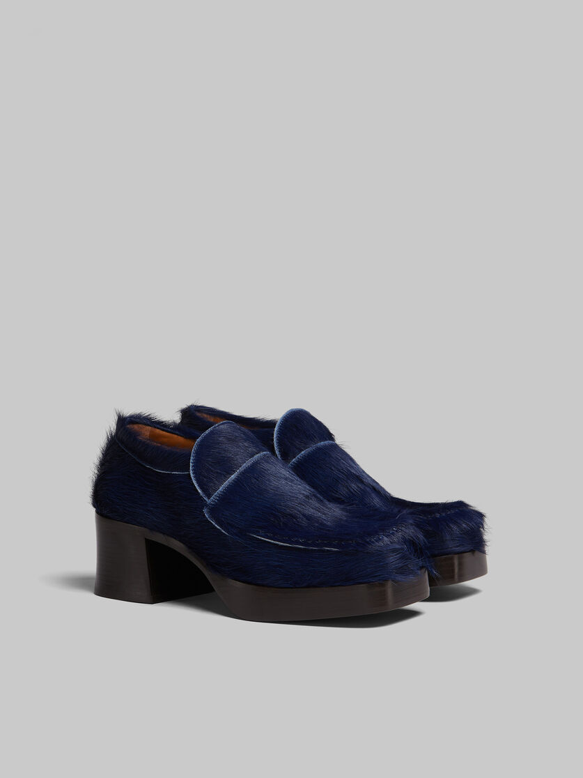 Dark blue long hair calfskin heeled loafer - Pumps - Image 2