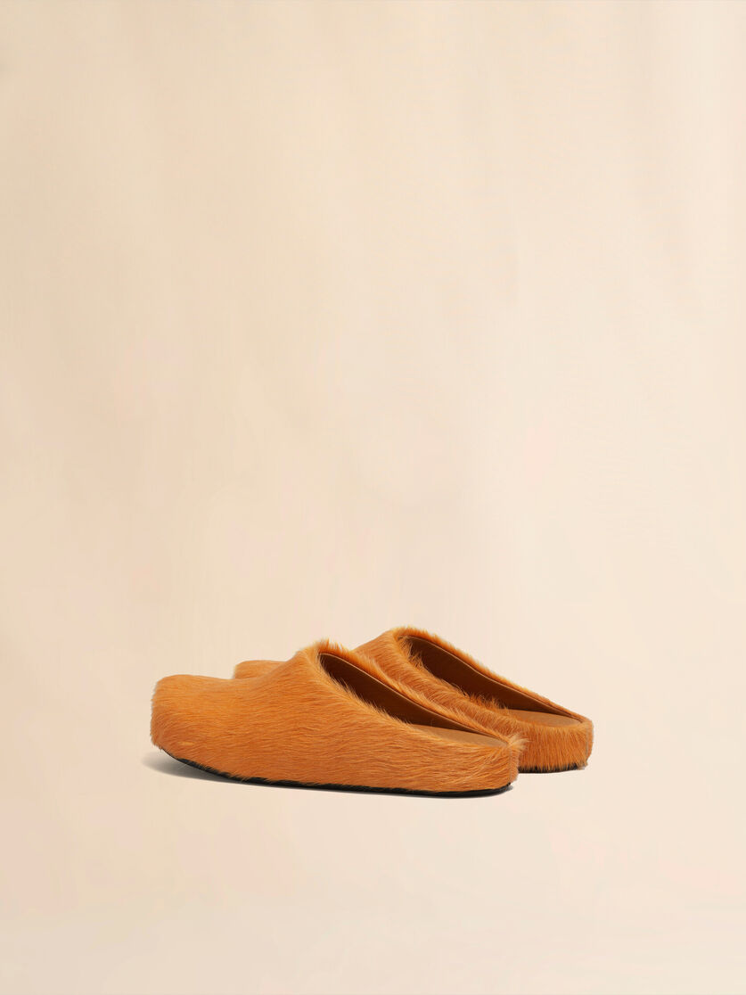 Blue long hair calfskin Fussbett sabot - Clogs - Image 3