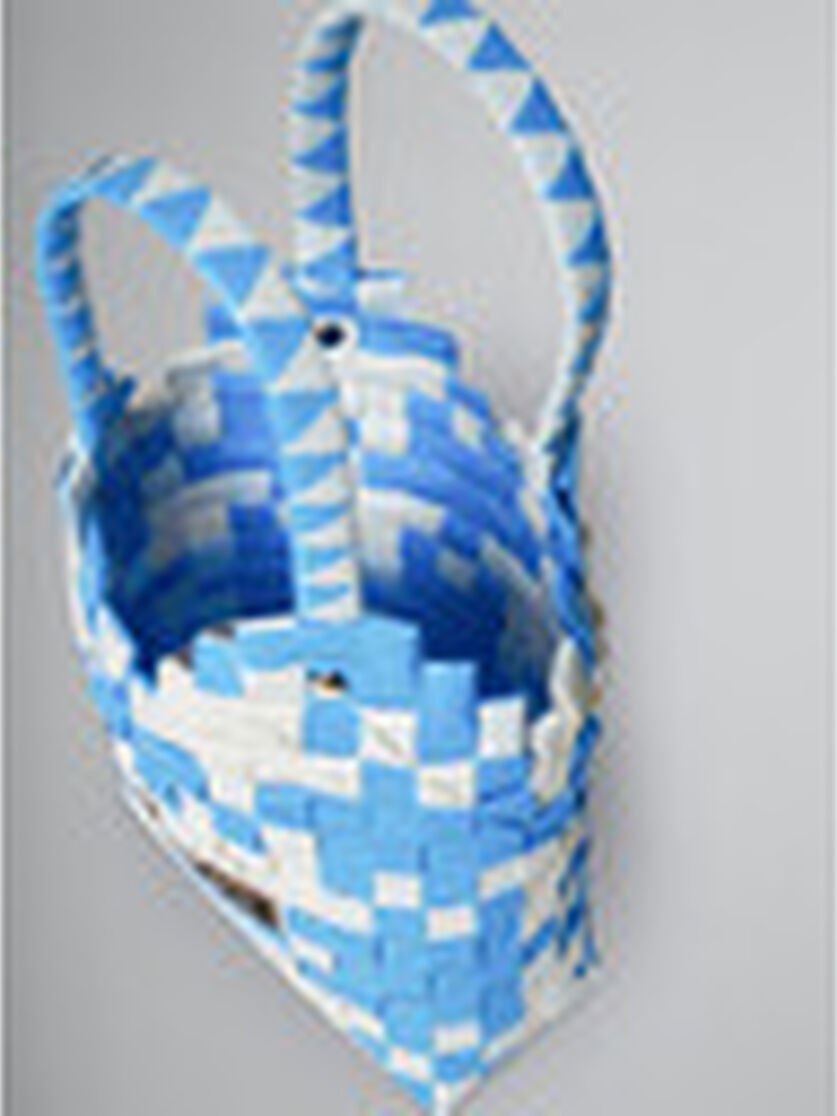 Bolso Diamond Basket tejido blanco y negro - Bolsas - Image 5