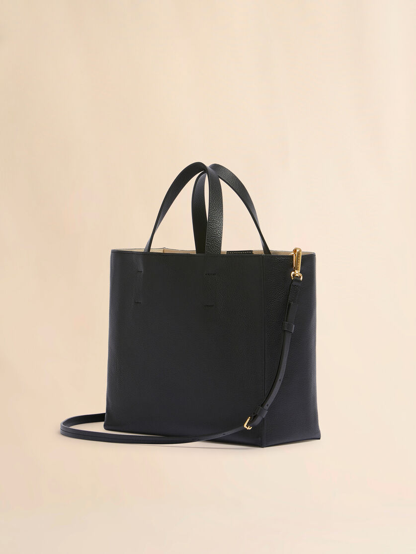 Museo Soft Tote Bag de piel negra con bordado Marni Symbol - Bolsos shopper - Image 3