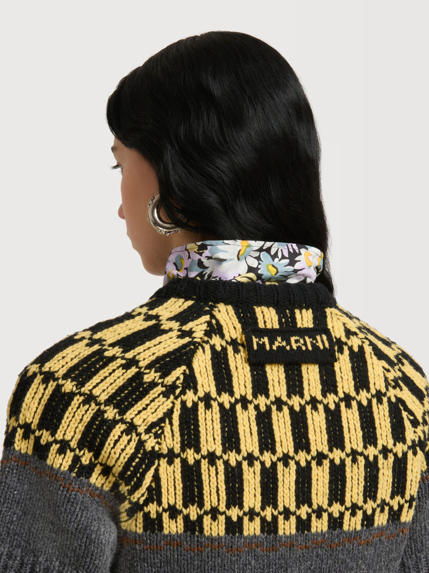 Grey wool jumper with geometric motif, Image 5