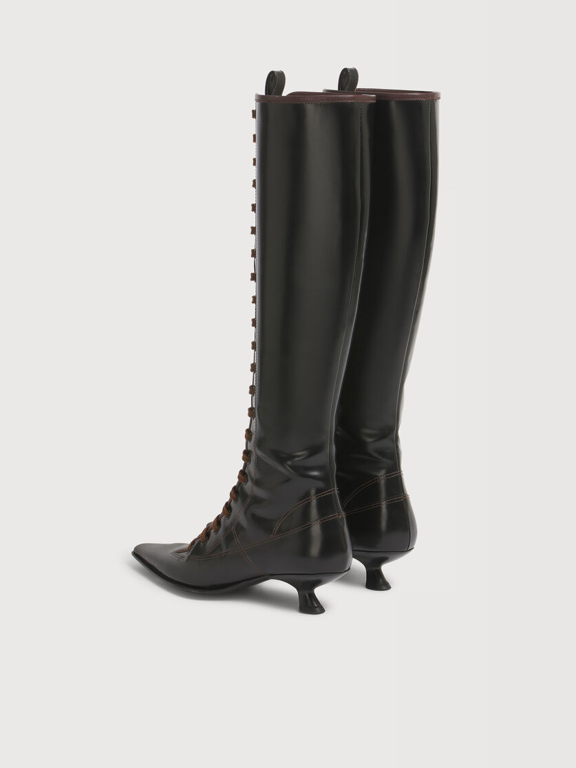 Black leather boot with full lace-up front, Image 4