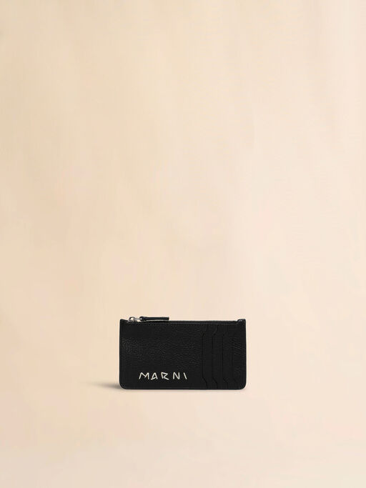 ブラック レザー製カードケース、マルニシンボル刺繍入り - 財布