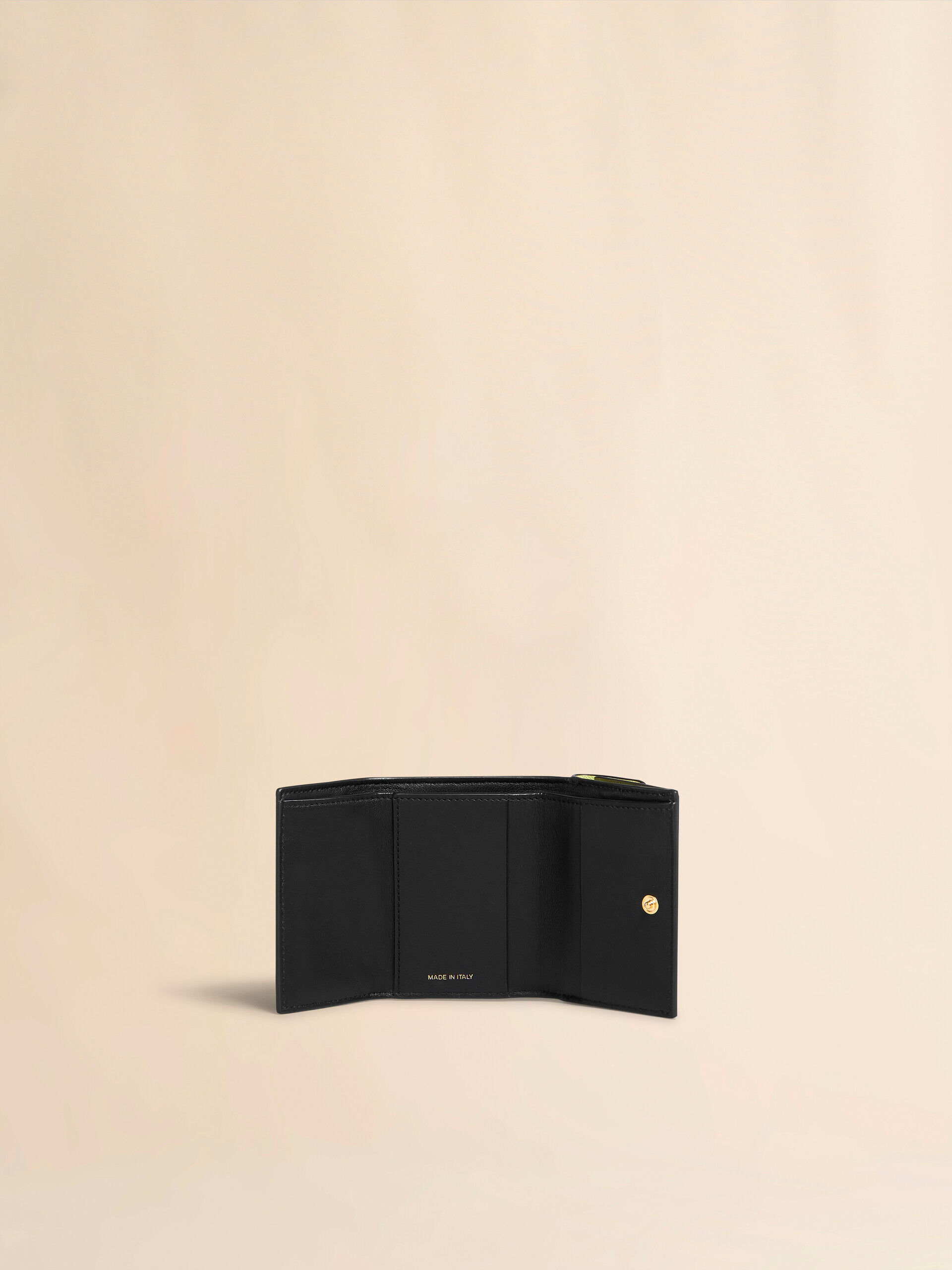 MARNI 折り財布 マルチカラー グリーン ベージュ　ホワイト　レザー 楽天市場】MARNI マルニ BI-FOLD WALLET 二つ折り財布