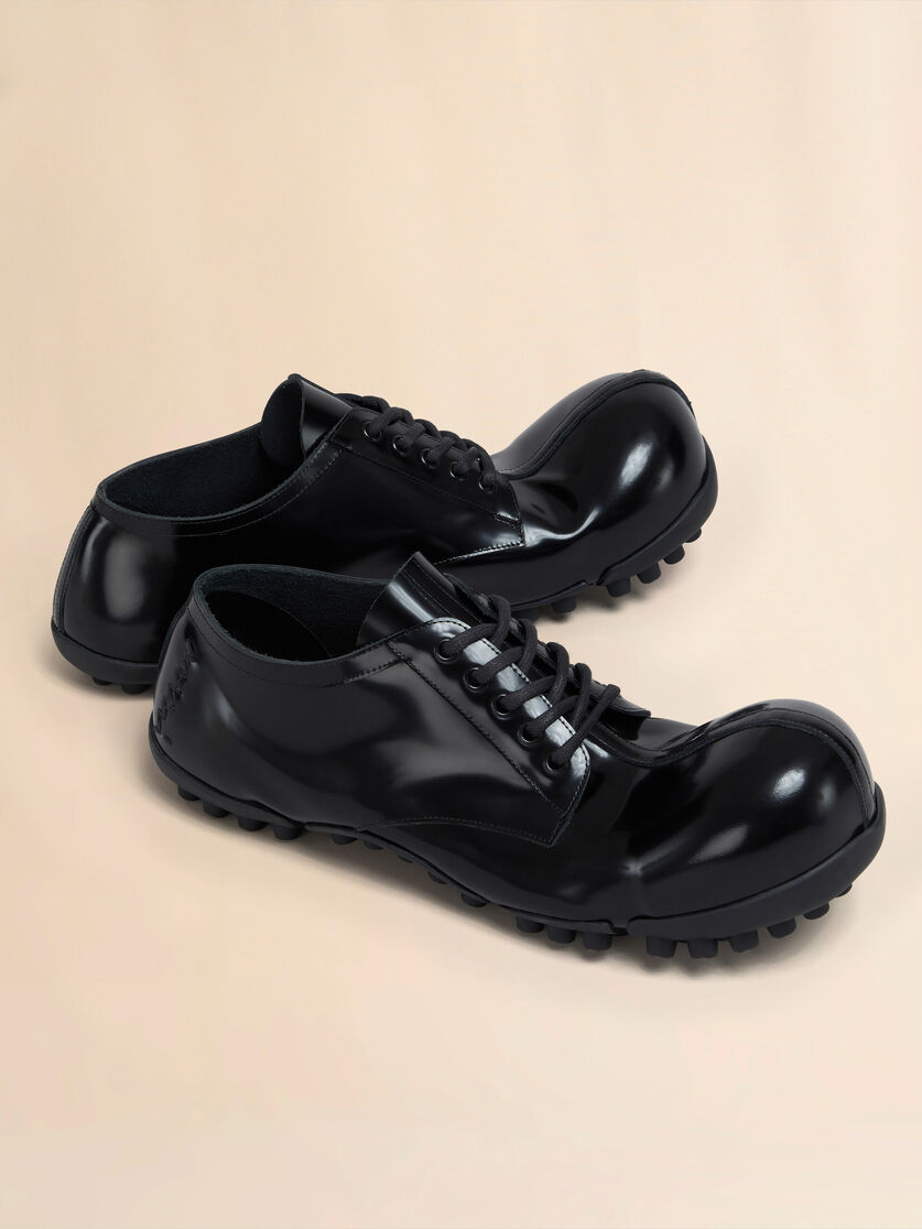 ブラック パテントレザー製 Wave レースアップ | Marni
