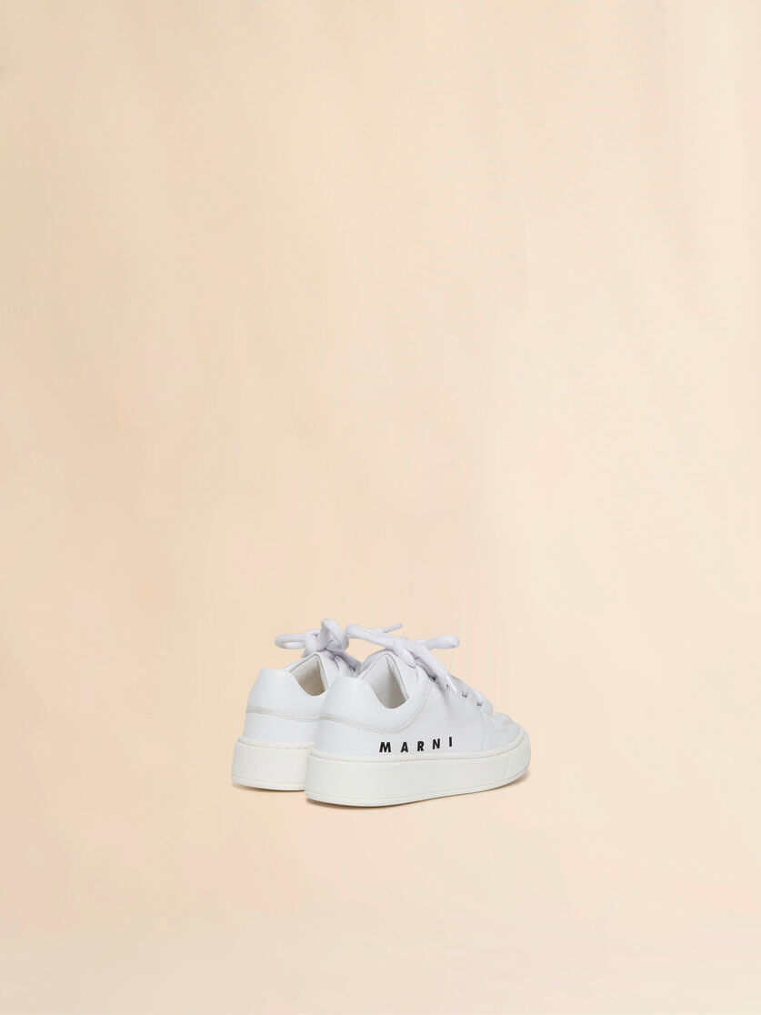 Niedriger Sneaker aus weißem Leder - Sneakers - Image 3