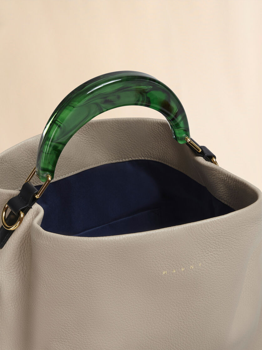 Venice Medium Bag in black leather - Shoulder Bags - Image 4