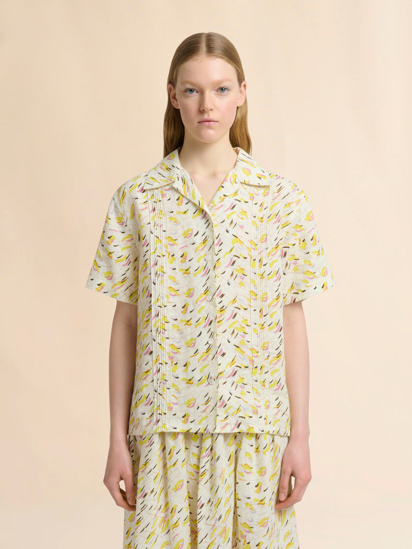 Yellow linen shirt with Brushstroke Wave print, Image 2