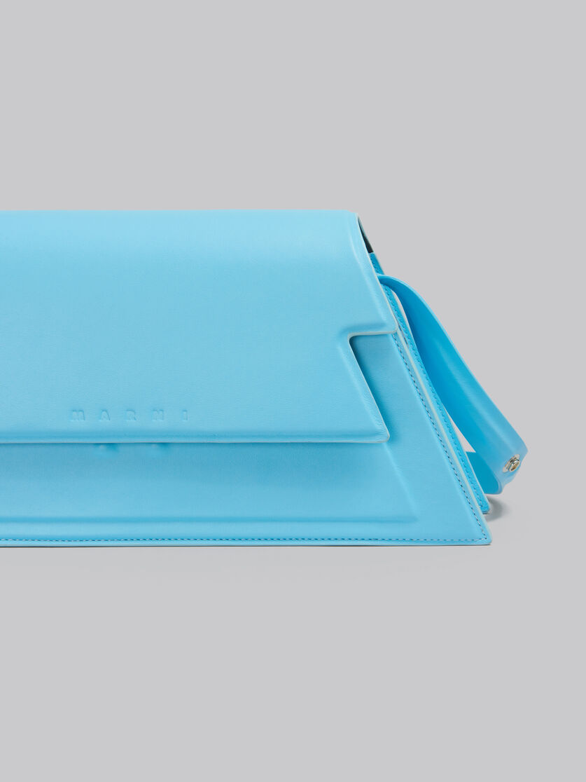 Medium Trunkoise bag in smooth light blue leather - Shoulder Bag - Image 4