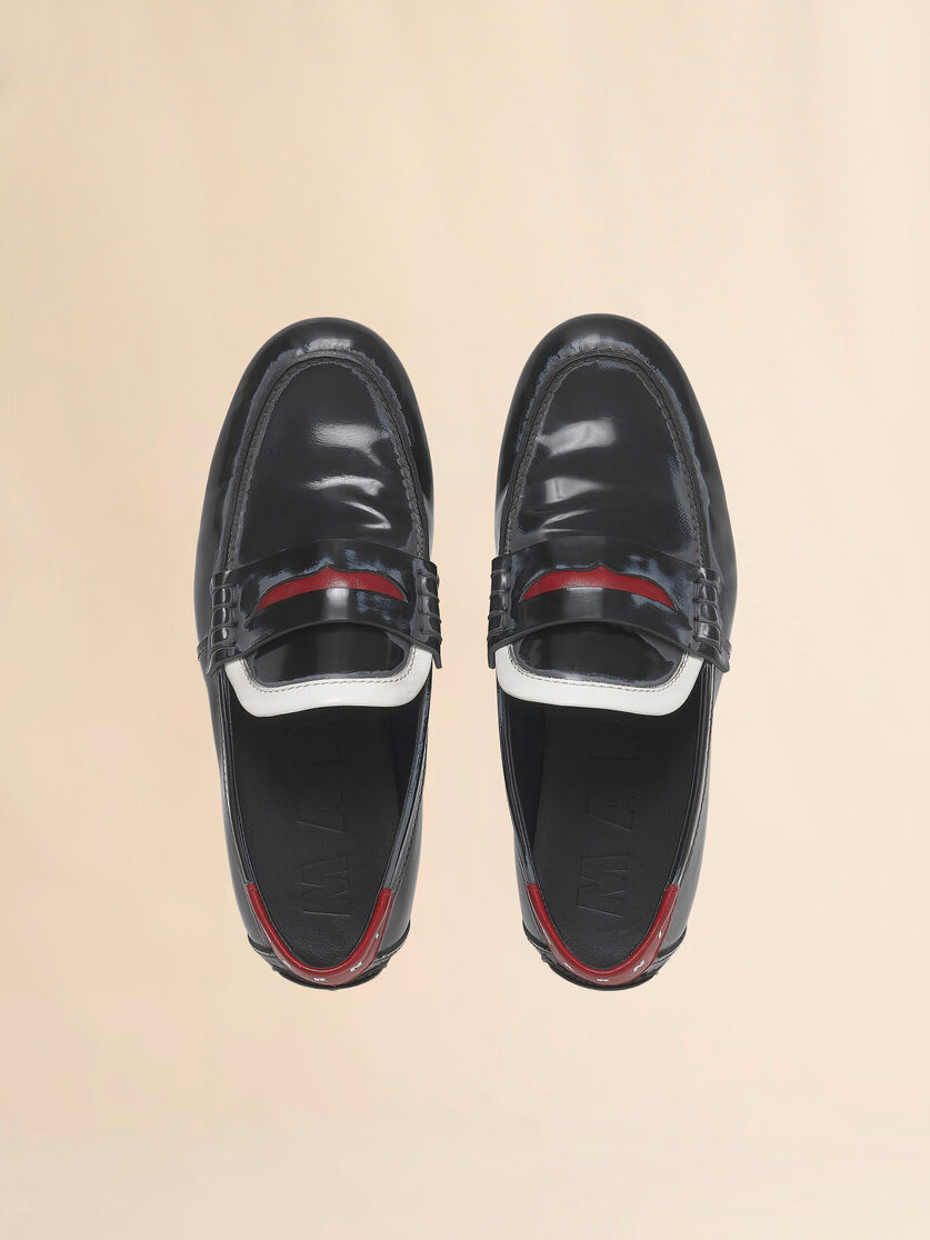 Black leather moccasin with logo tab - Mocassin - Image 4